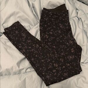 Uniqlo Airism Black and Purple Pattern Leggings